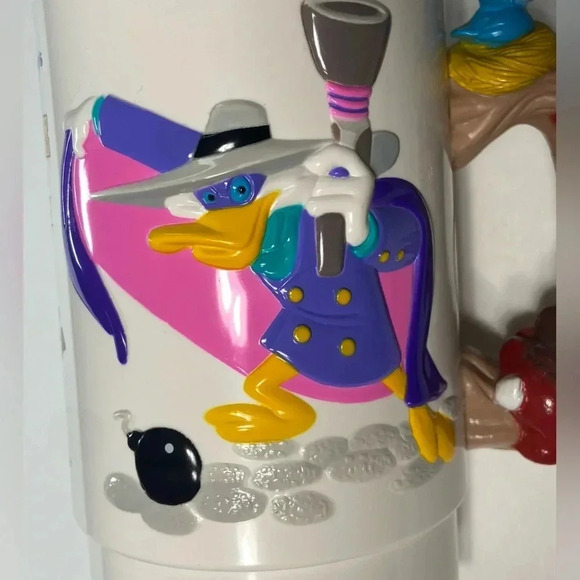 Walt Disneys World on Ice- Darkwing Duck, Chip & Dale, and Tail  Spin 1992 Cup - Picture 15 of 15